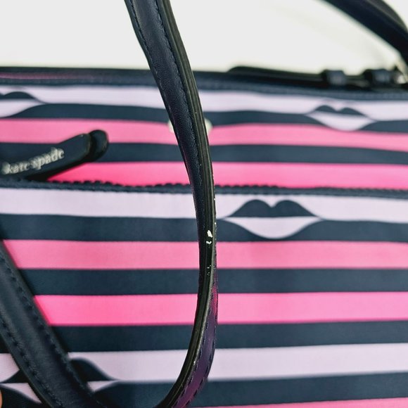 Kate Spade Jae Nylon Kiss Lip Print Crossbody Bag Navy Blue Lavender Pink Zip - Picture 6 of 14